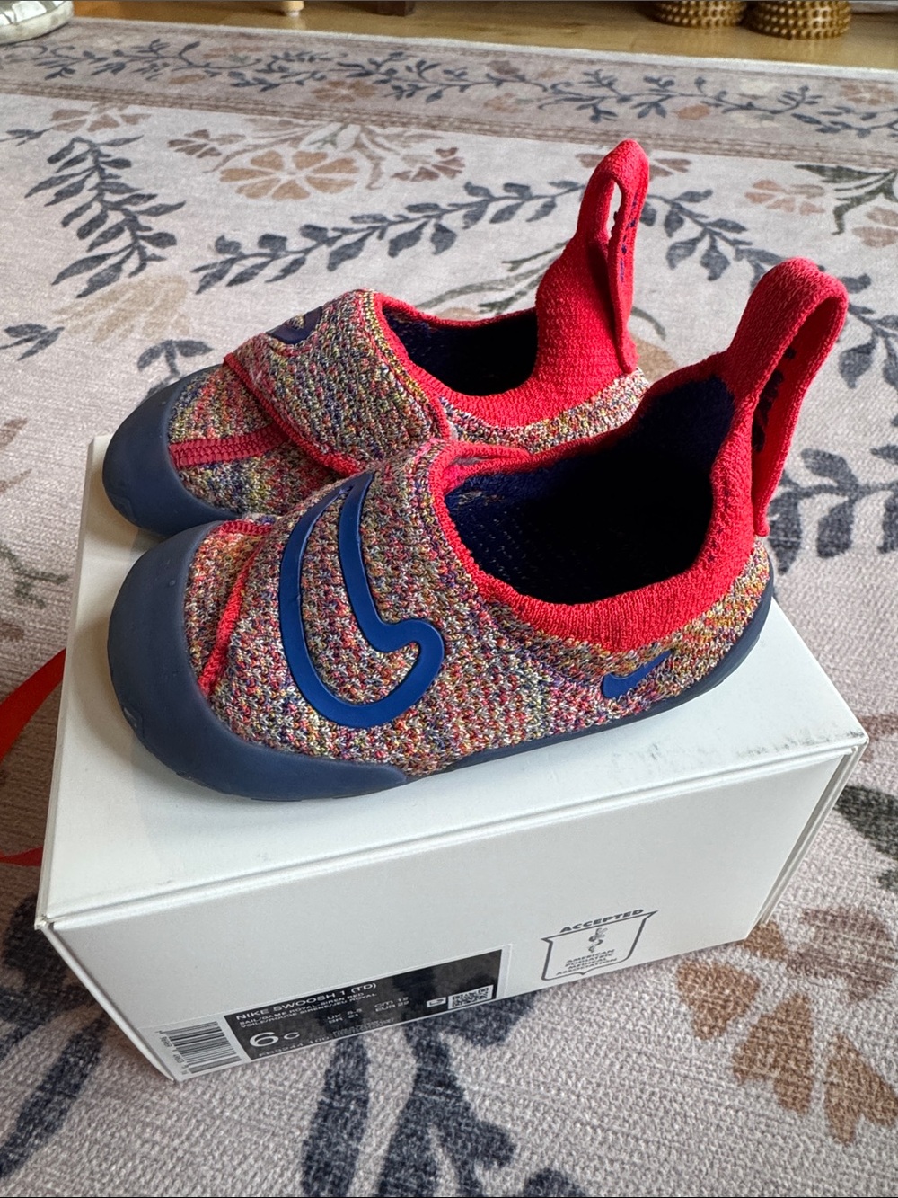 Nike Swoosh 1 - Size 6c - Gently Used